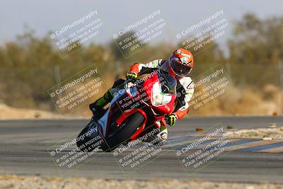 media/Jan-14-2024-SoCal Trackdays (Sun) [[2e55ec21a6]]/Turn 2 (1025am)/